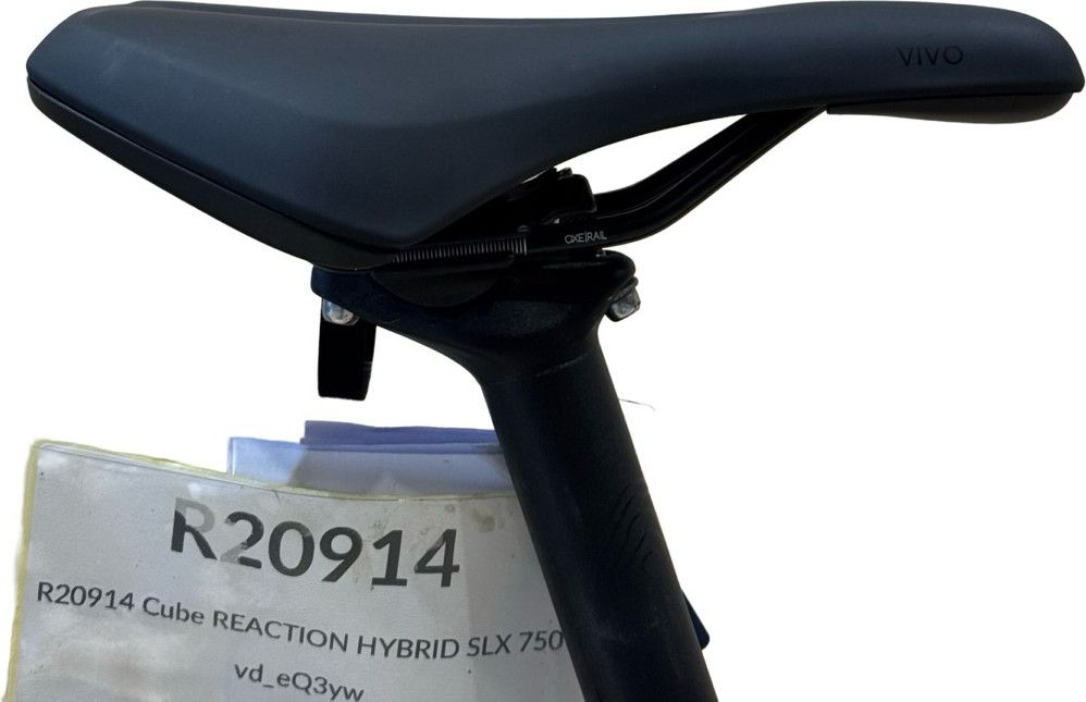 produit reconditionné . Cube Reaction Hybrid SLX 750 Shimanon XT 2024 . VTT électrique . Cube . très bon état