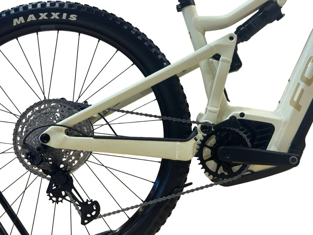 produit reconditionné . Focus Thron² 6.8 Shimano XT 2023 . VTT électrique .  Focus . très bon état