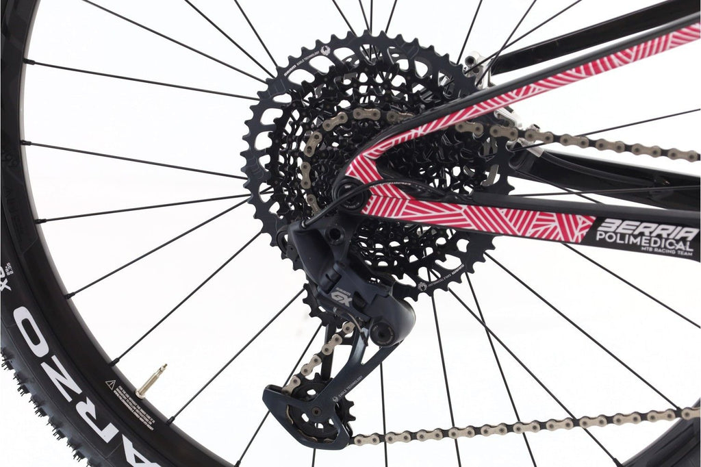 Produit reconditionné · Berria Mako BR Flight Attendant GX / Vélo VTT | Très bon état