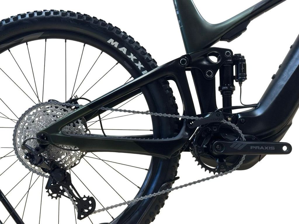 produit reconditionné . Giant Trance X Advanced E+ 1 Shimano XT 2022 . VTT électrique . Giant . très bon état