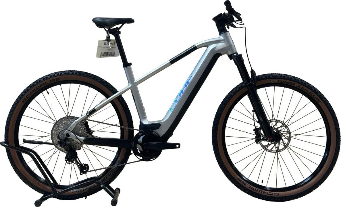 produit reconditionné . Cube Reaction Hybrid SLX 750 Shimano XT 2024 . VTT électrique . Cube . très bon état