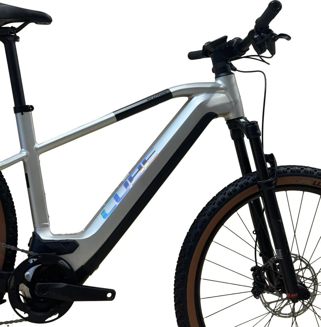produit reconditionné . Cube Reaction Hybrid SLX 750 Shimano XT 2024 . VTT électrique . Cube . très bon état