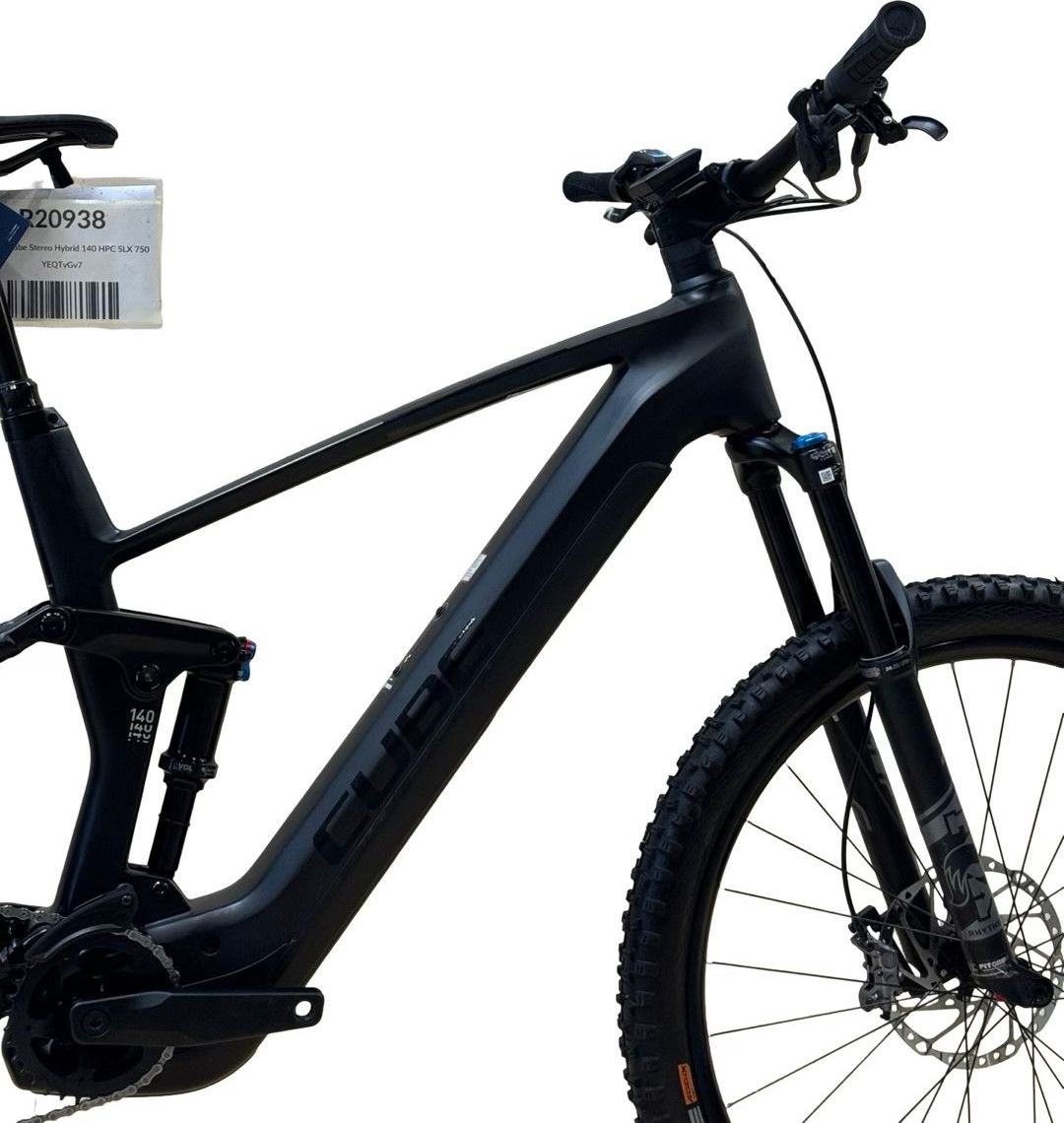produit reconditionné . Cube Stereo Hybrid 140 HPC SLX 750 Shimano XT 2024 . VTT électrique . Cube . très bon état