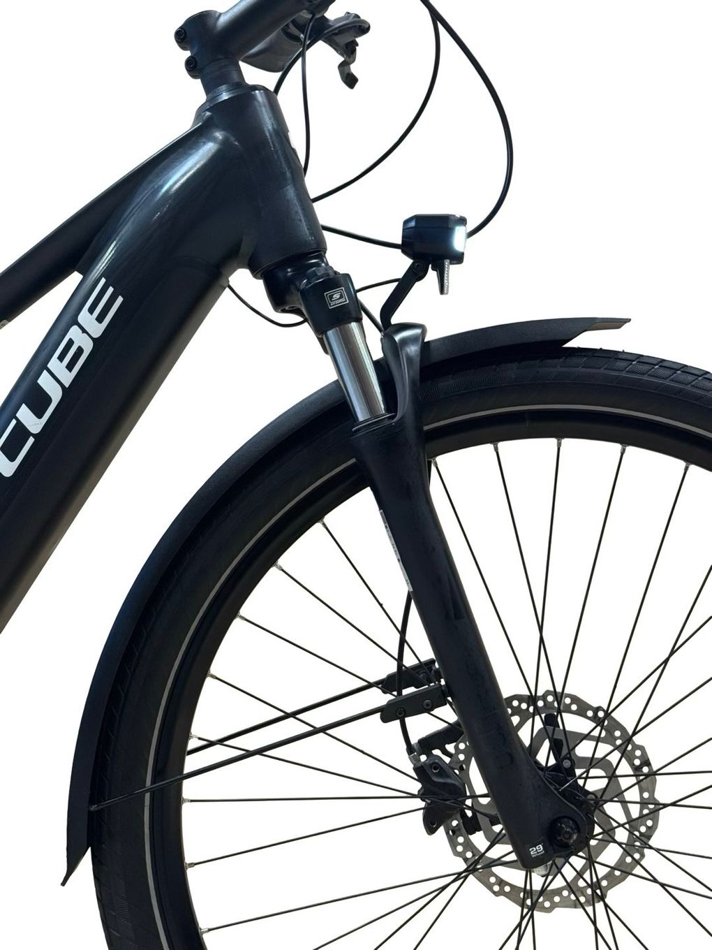 produit reconditionné . Cube Touring Hybrid One 625 Shimano Cues 2024 . Vélo électrique . Cube . très bon état