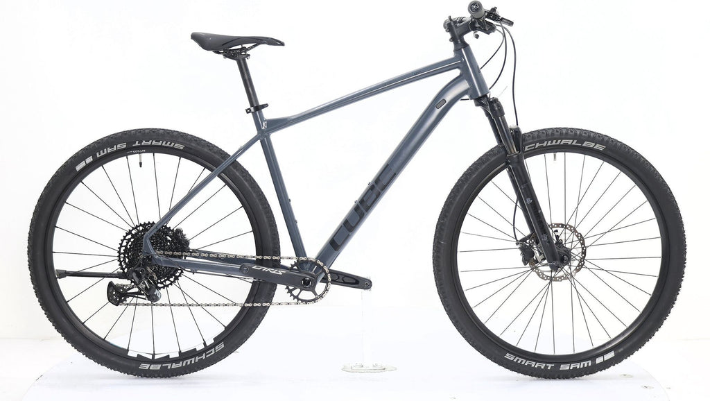 Produit Reconditionné · VTT CUBE Acid 2023 · Etat  correct