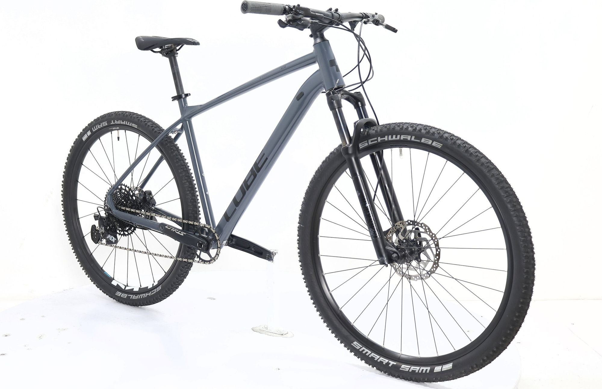 Produit Reconditionné · VTT CUBE Acid 2023 · Etat  correct