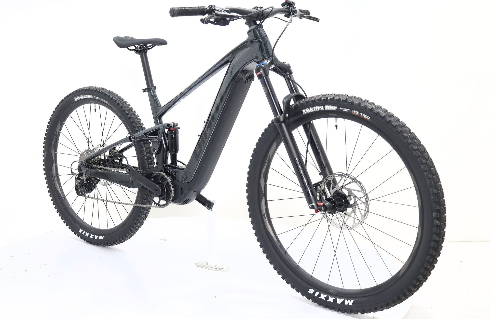 Produit Reconditionné · VTT électrique GIANT Stance E+ 2 2023 · Très bon état