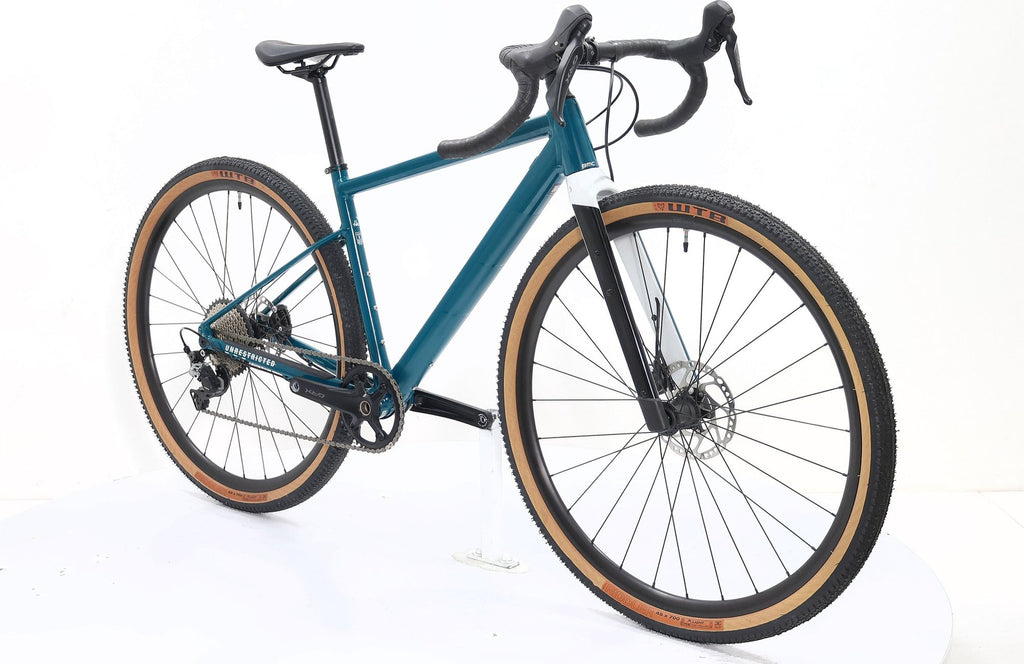 Produit Reconditionné · Vélo de gravel BMC URS AL TWO 2022 · Très bon état