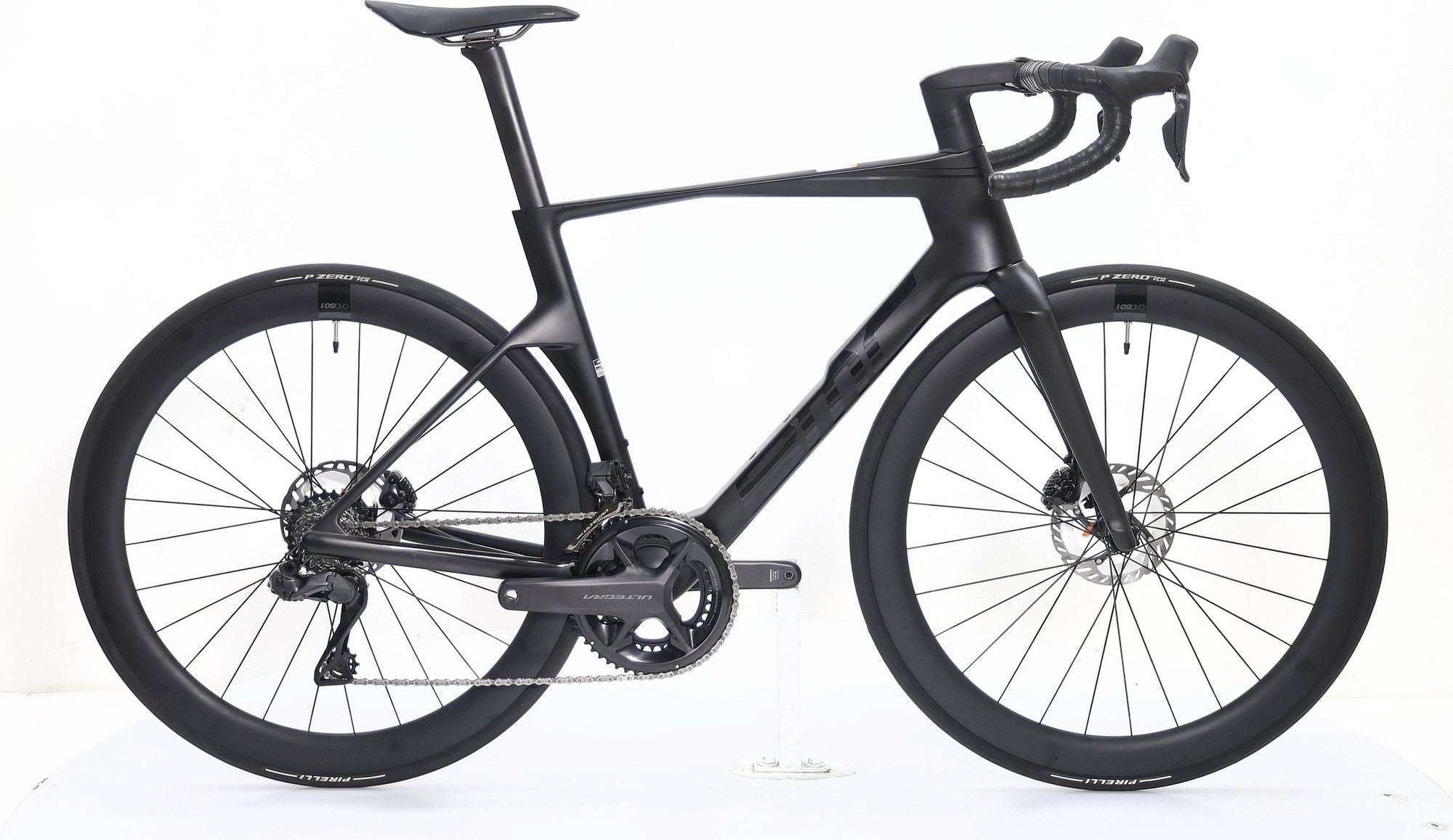 Produit Reconditionné · Vélo de route BMC Teammachine R 01 FOUR 2024 · Très bon état