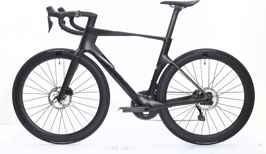 Produit Reconditionné · Vélo de route BMC Teammachine R 01 FOUR 2024 · Très bon état
