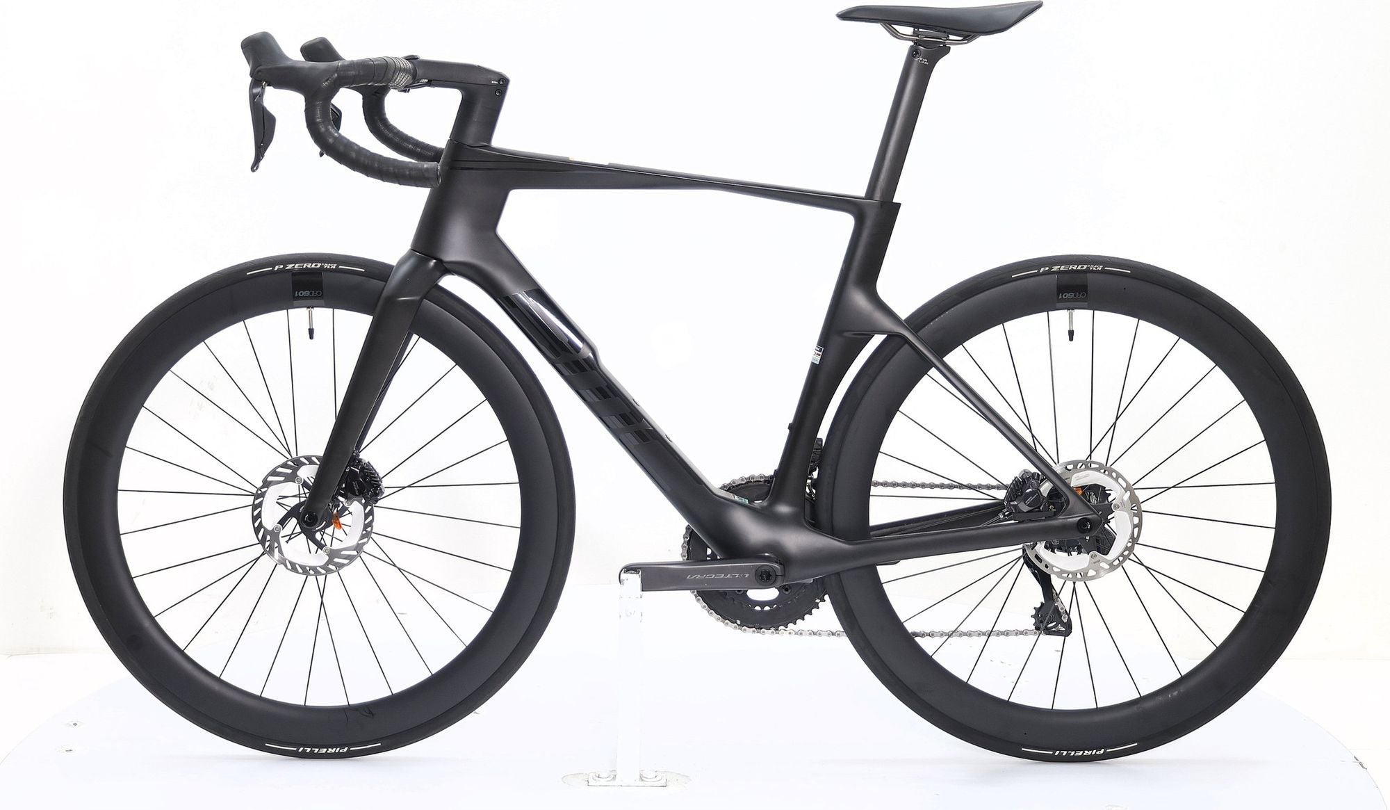 Produit Reconditionné · Vélo de route BMC Teammachine R 01 FOUR 2024 · Très bon état