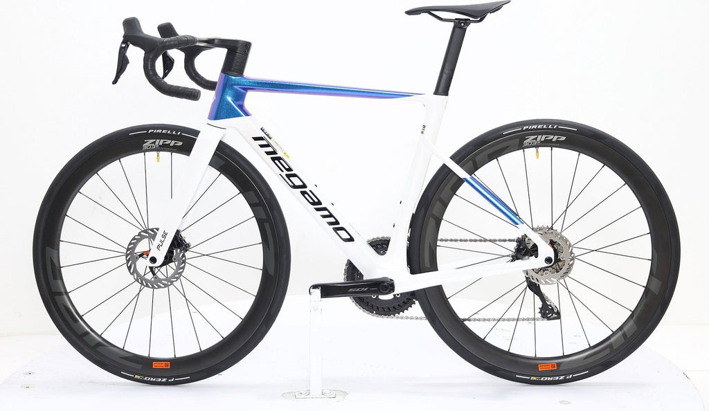 Produit Reconditionné · Vélo de route MEGAMO Pulse 15 CW 2026 · Très bon état