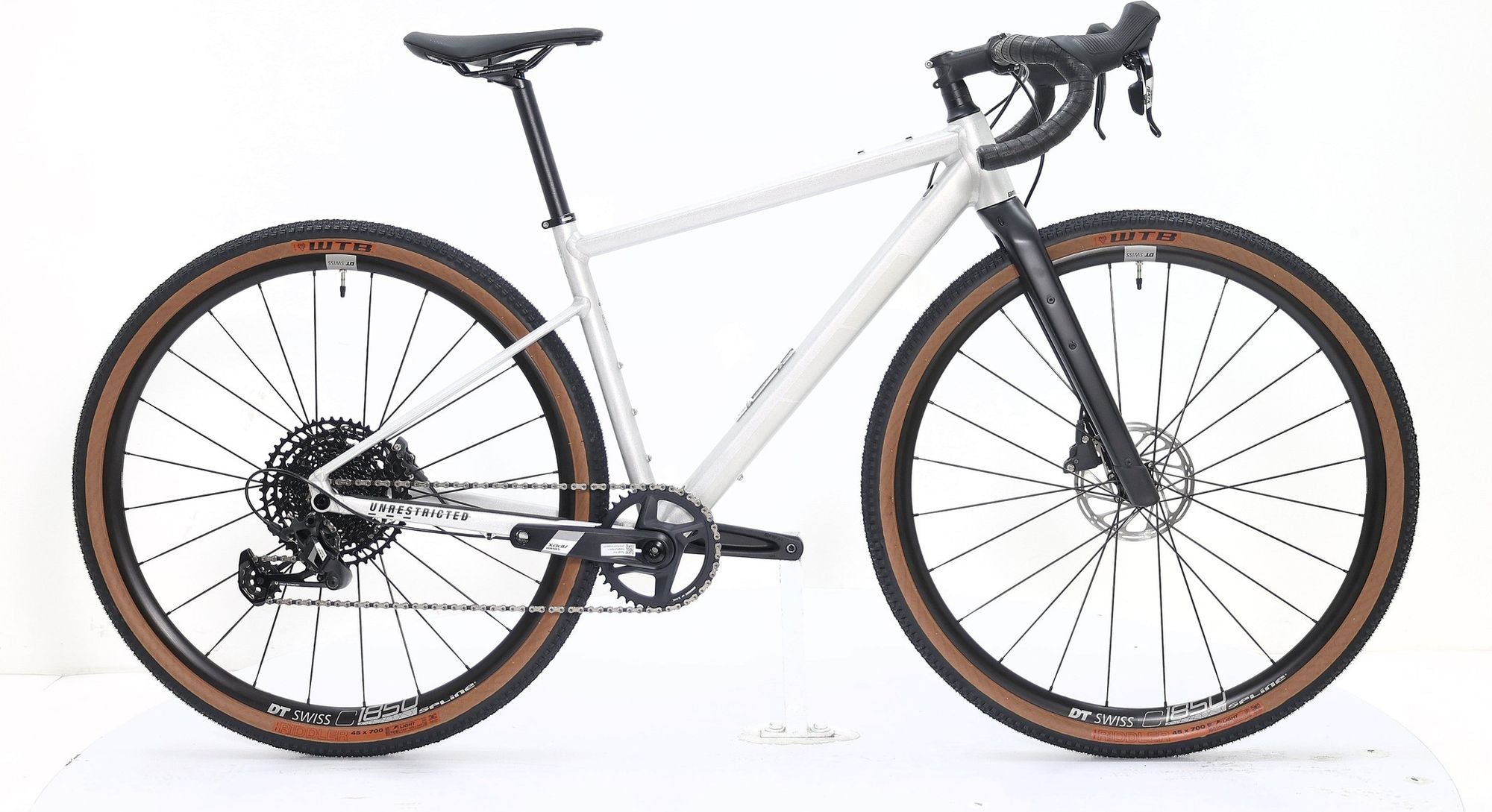 Produit Reconditionné · Vélo de gravel BMC URS AL ONE 2025 · Très bon état