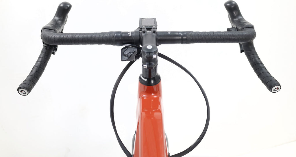 Produit Reconditionné · Vélo de gravel électrique MOUSTACHE Dimanche 29.6 Gravel 2023 · Très bon état