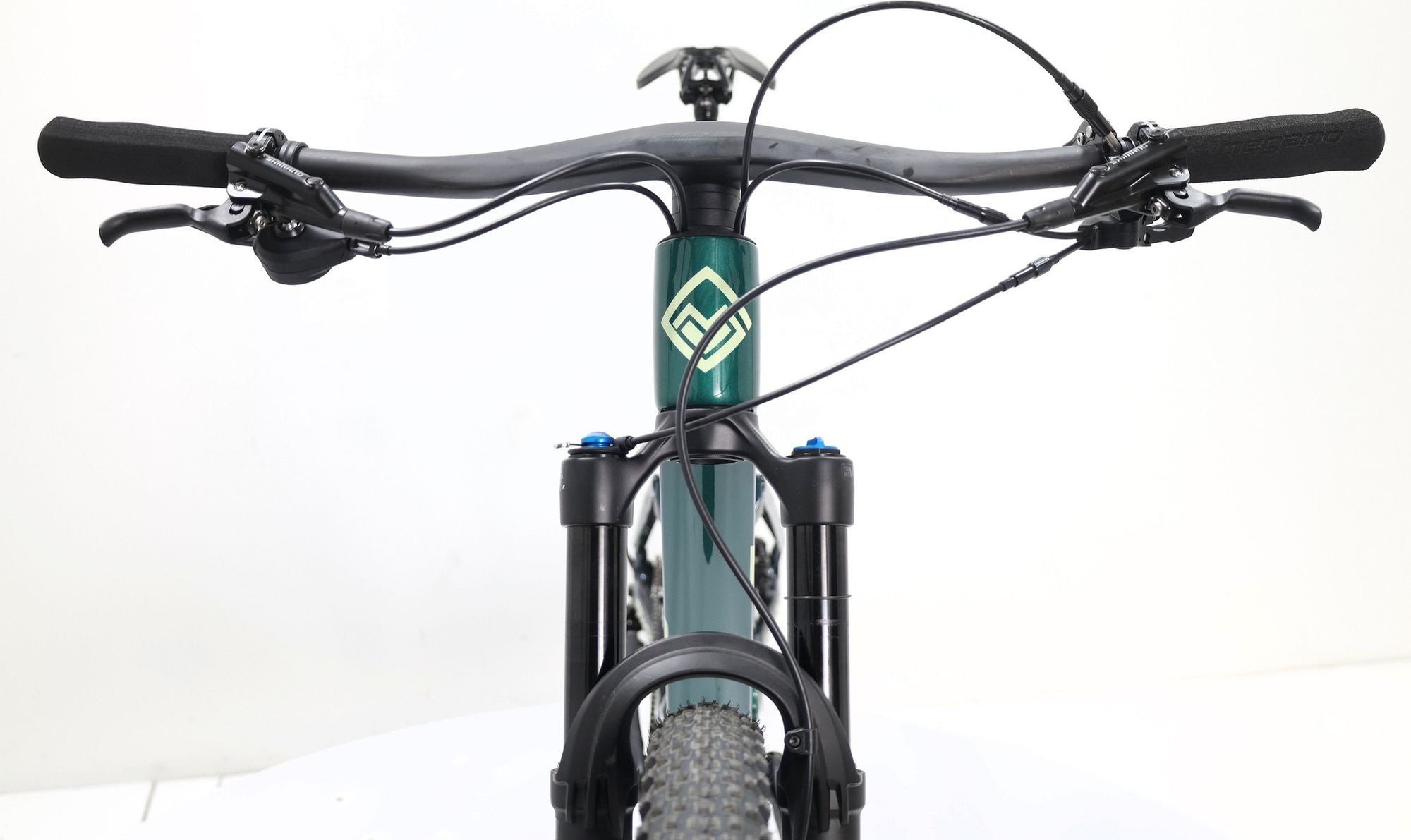 Produit Reconditionné · VTT MEGAMO Track 08 2025 · Très bon état
