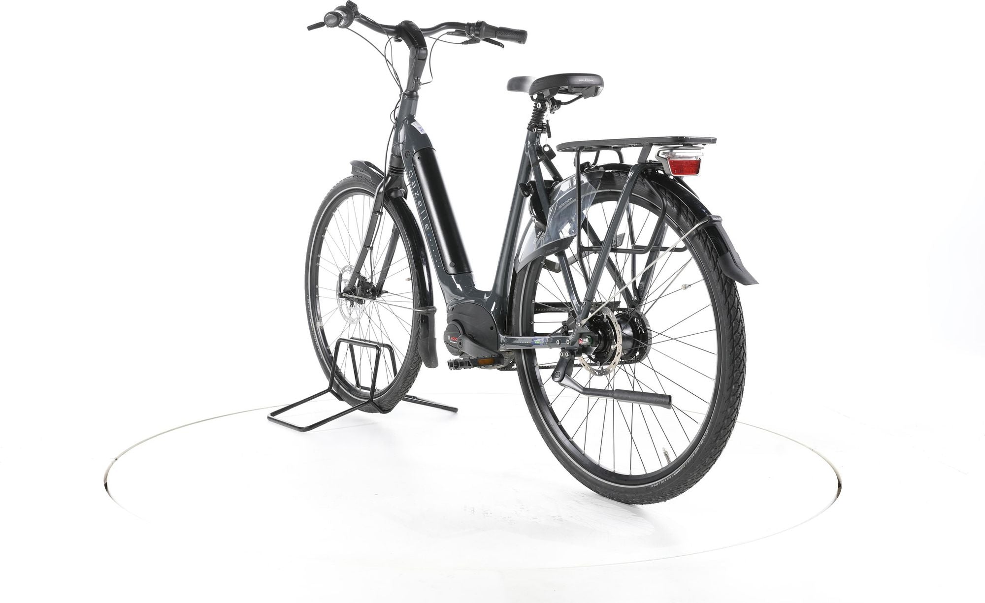 Produit reconditionné - Gazelle Arroyo C5 HMB Elite City E-Bike Entrée basse - Très Bon Etat