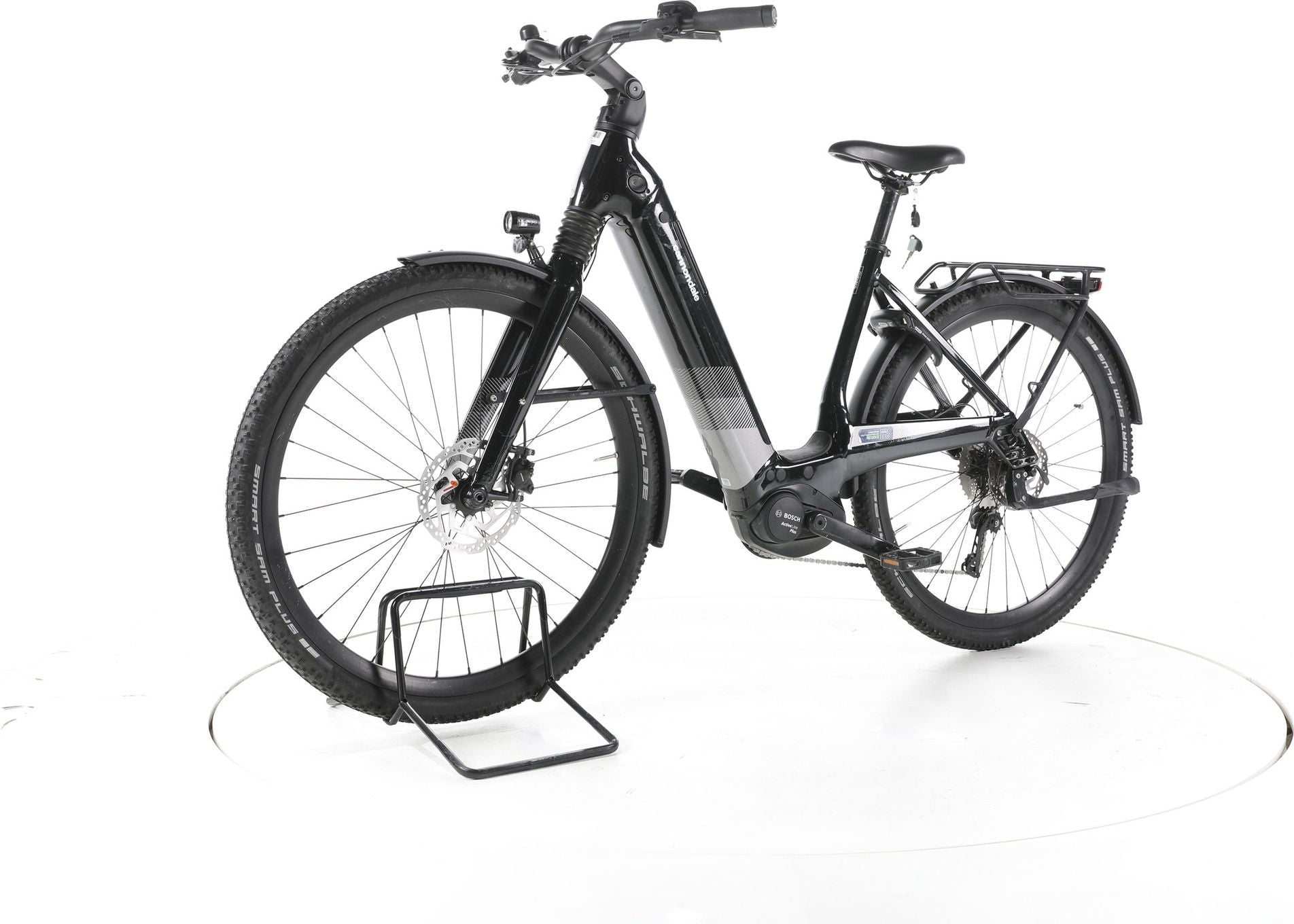 Produit reconditionné - Cannondale Mavaro Neo 5+ Entrée basse - Très Bon Etat