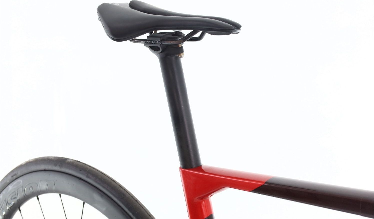 Produit reconditionné · BH Ultralight 7.0 Di2 12V · Rouge / Vélo de route | Très bon état