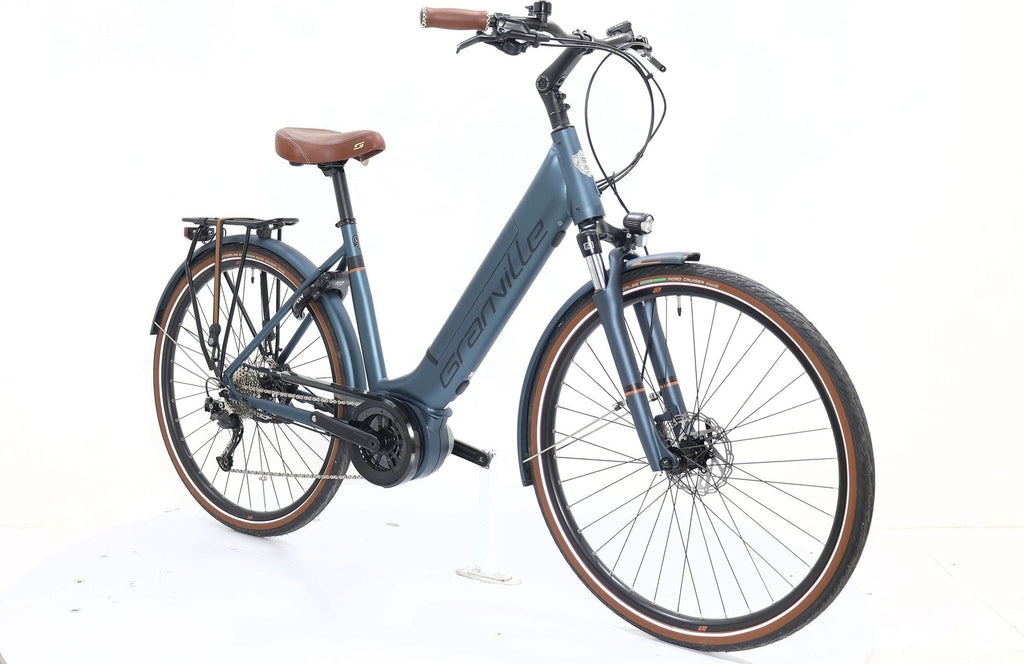 Produit Reconditionné · VTC électrique GRANVILLE E-Integrated 30 2024 · Très bon état