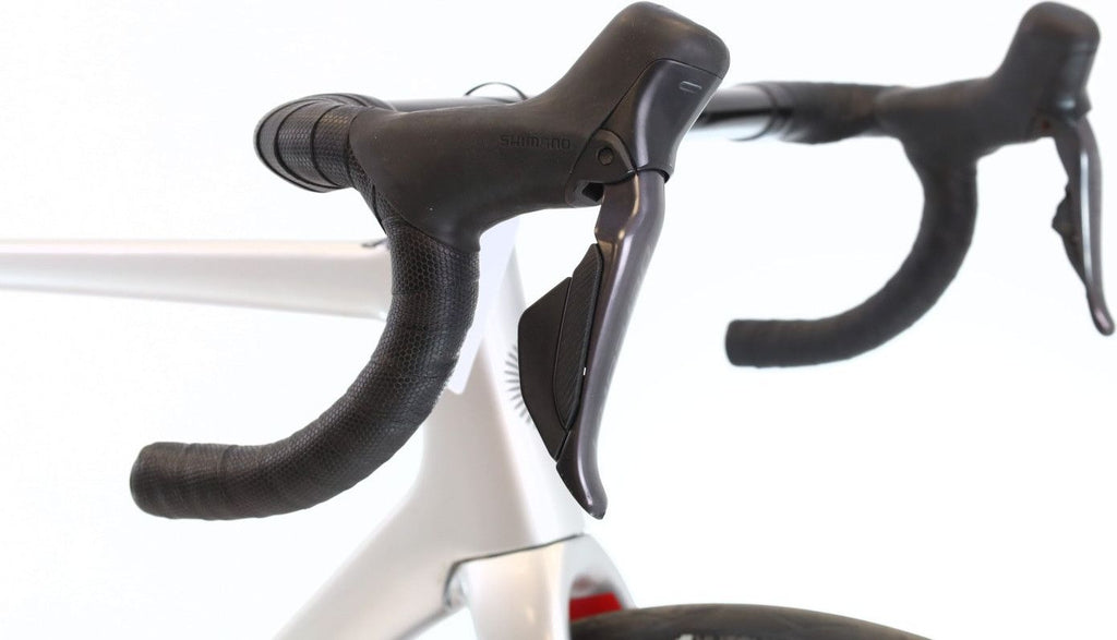 Produit reconditionné · Cannondale SuperSix EVO 2 Di2 12V · Gris / Vélo de route | Bon état