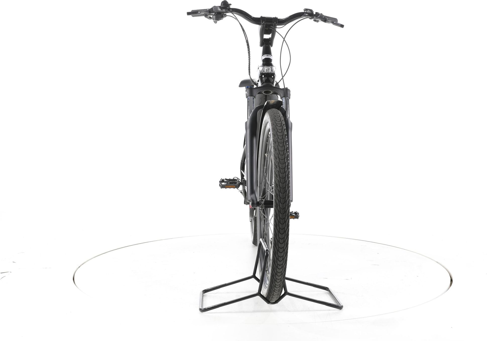Produit reconditionné - Bianchi E Omnia C Type Trekking E-Bike Entrée basse - Très Bon Etat