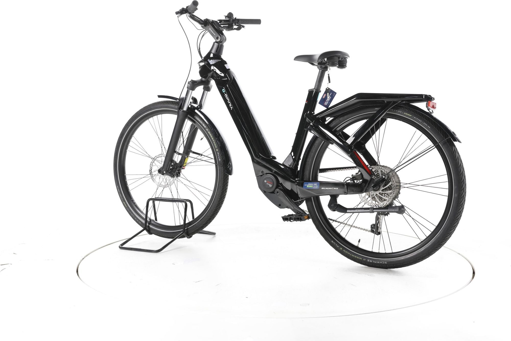 Produit reconditionné - Bianchi E Omnia C Type Trekking E-Bike Entrée basse - Très Bon Etat
