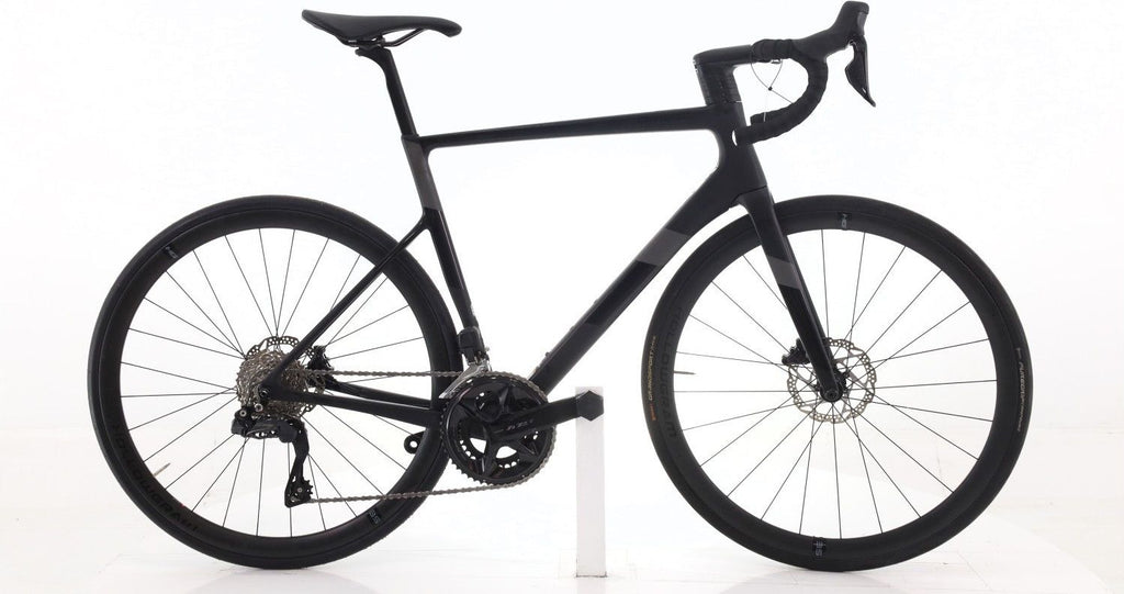 Produit reconditionné · Cannondale SuperSix Evo Di2 12V · Noir / Vélo de route | Très bon état