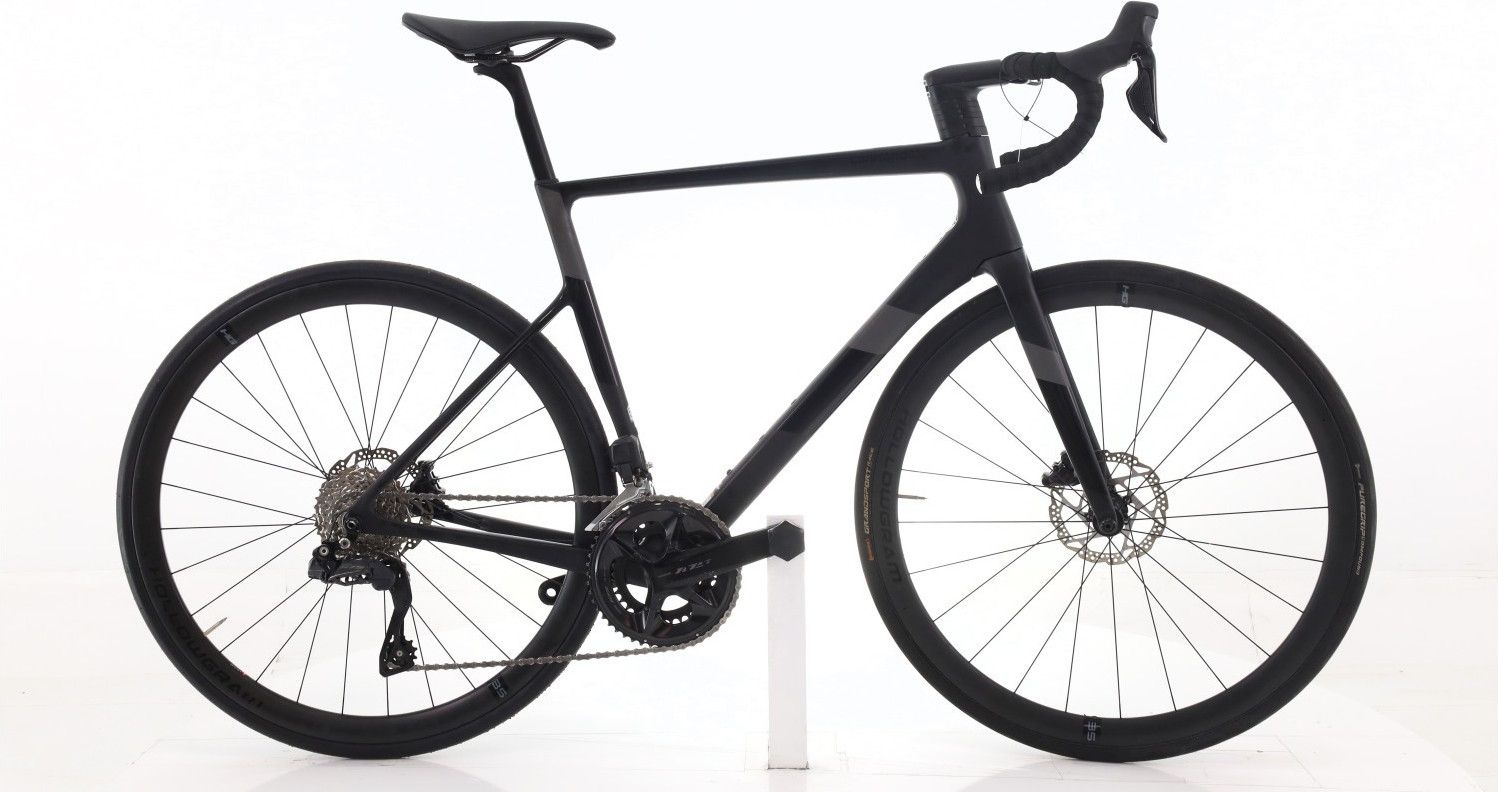 Produit reconditionné · Cannondale SuperSix Evo Di2 12V · Noir / Vélo de route | Très bon état