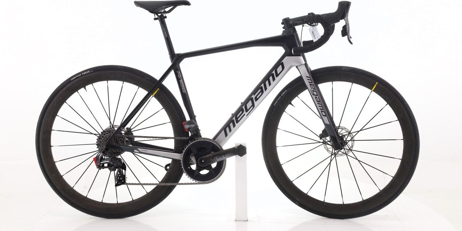 Produit reconditionné · Megamo Raise AXS 12V · Noir / Vélo de route | Très bon état