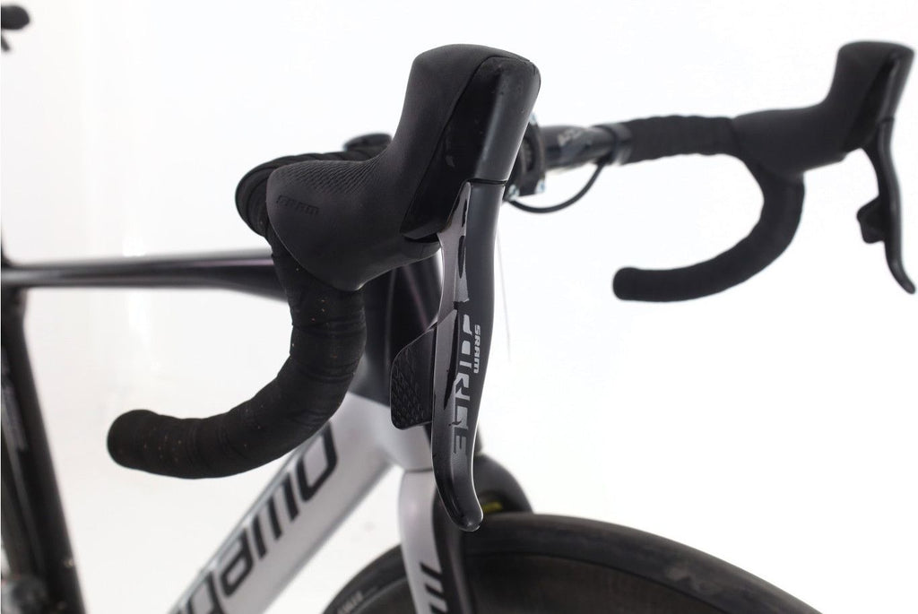 Produit reconditionné · Megamo Raise AXS 12V · Noir / Vélo de route | Très bon état