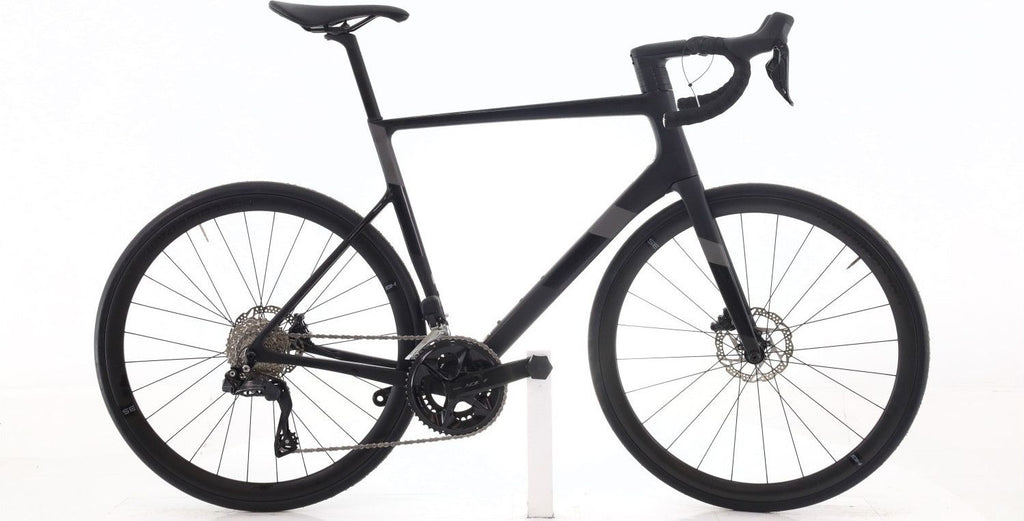 Produit reconditionné · Cannondale SuperSix Evo Di2 12V · Noir / Vélo de route | Très bon état
