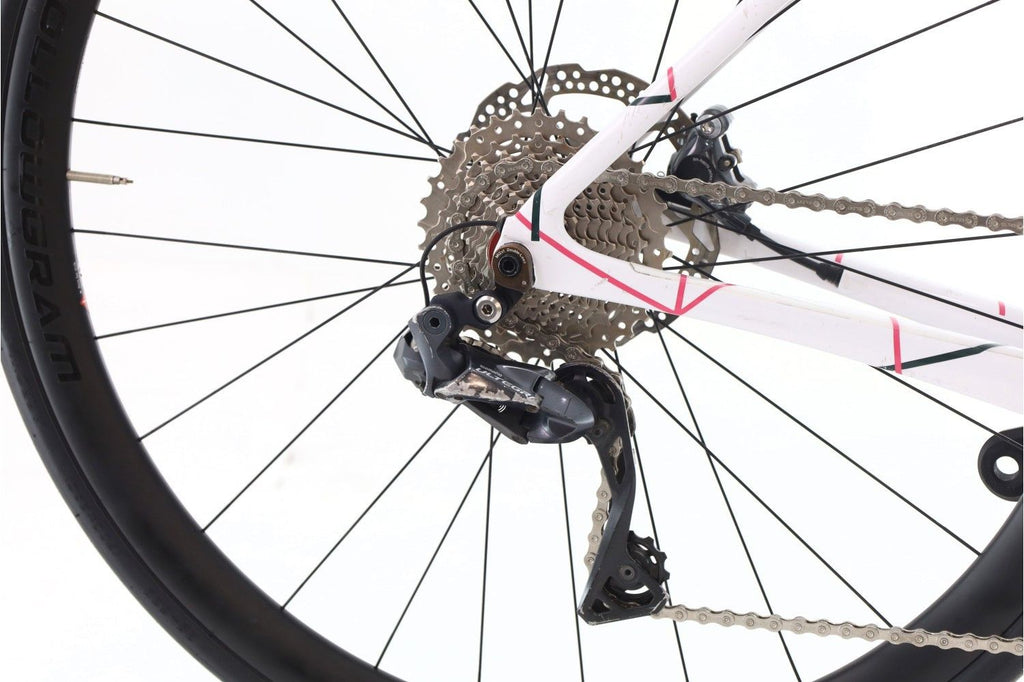 Produit reconditionné · Cannondale SuperSix Evo HI-MOD Di2 11V · Blanc / Vélo de route | Très bon état