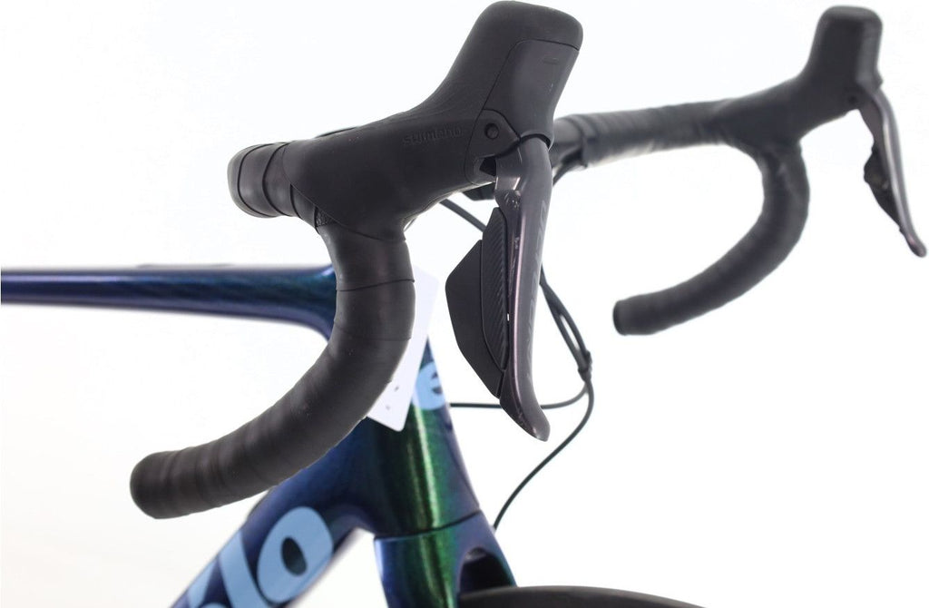 Produit reconditionné · Cervelo Caledonia Di2 12V Classified · Vert / Vélo de route | Très bon état