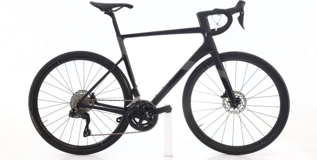 Produit reconditionné · Cannondale SuperSix Evo Di2 12V · Noir / Vélo de route | Très bon état