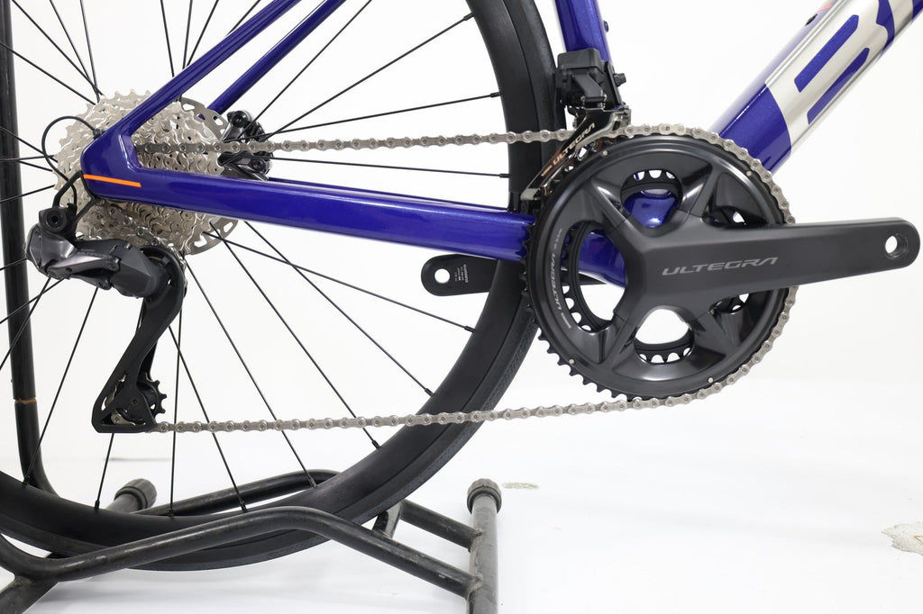 Produit Reconditionné · Vélo de route BMC Teammachine SLR THREE 2024 · Très bon état