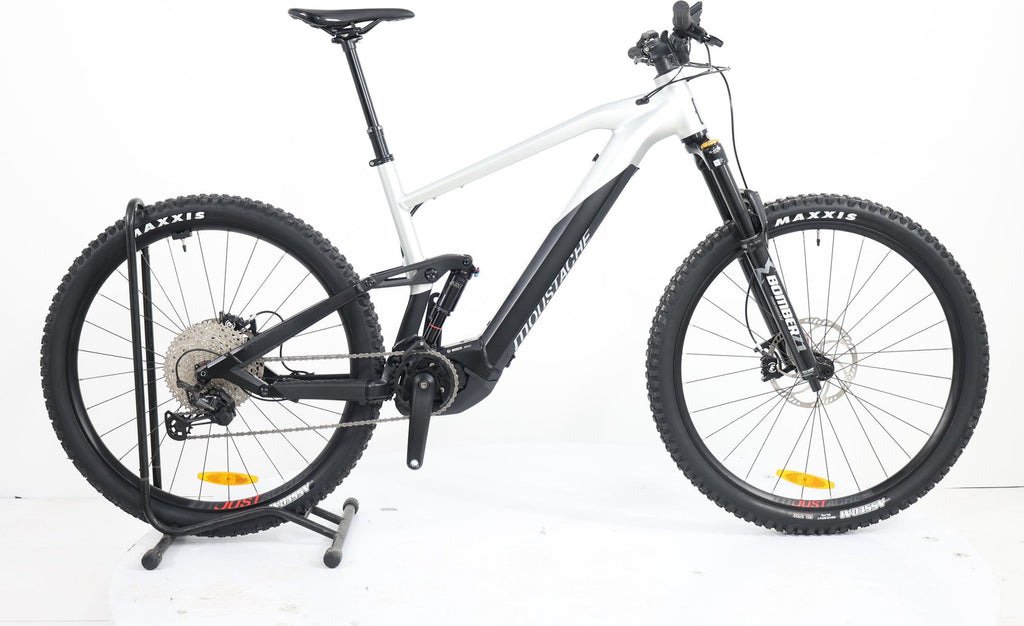 Produit Reconditionné · VTT électrique MOUSTACHE Samedi 29 Trail 5 2023 · Très bon état