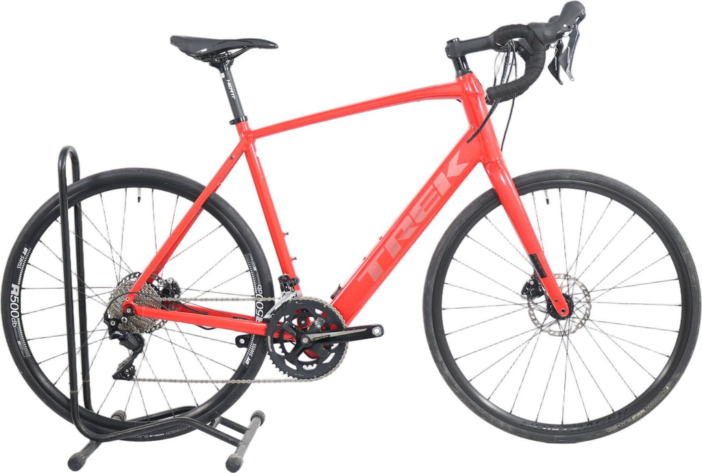 Produit Reconditionné · Vélo de route électrique TREK Domane+ AL 5 2023 · Etat  correct
