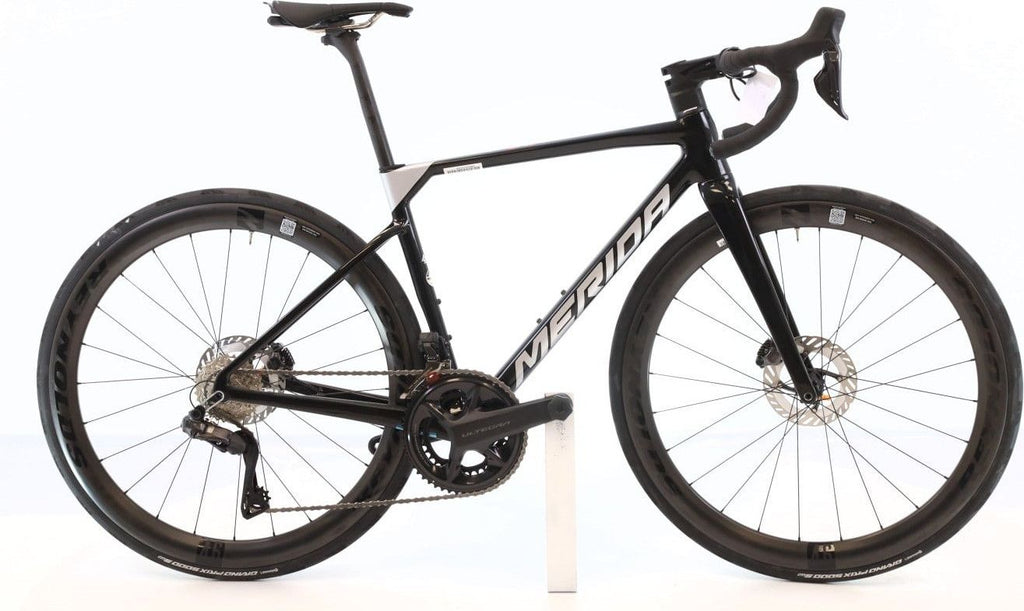 Produit reconditionné · Merida Scultura 8000 Di2 12V · Noir / Vélo de route | Très bon état