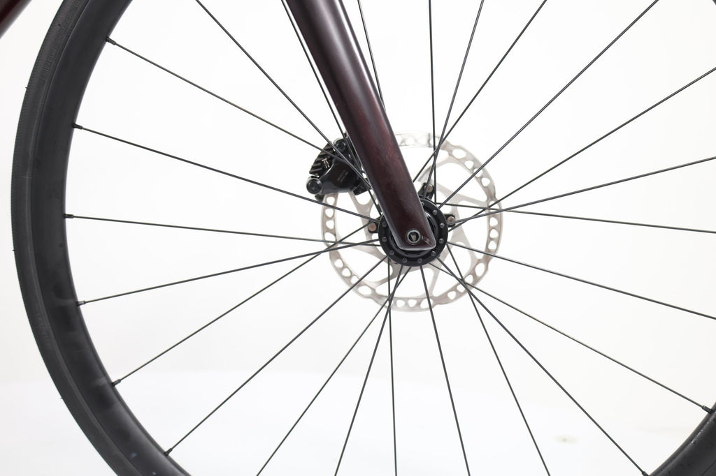 Produit Reconditionné · Vélo de route SPECIALIZED Tarmac SL7 Comp 2024 · Bon état