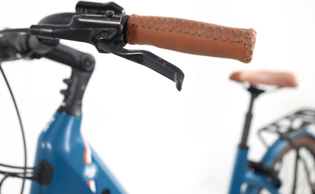 Produit Reconditionné · VTC électrique O2FEEL Iswan Roland-Garros 2025 · Etat  correct