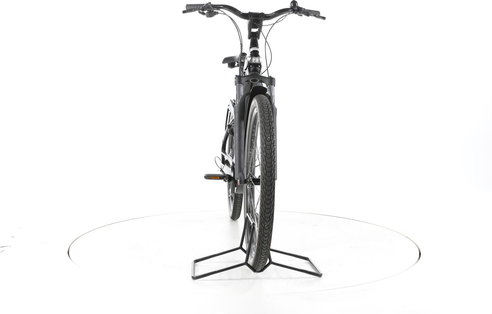 Produit reconditionné - Bianchi E Omnia C Trekking E-Bike Entrée basse - Bon Etat