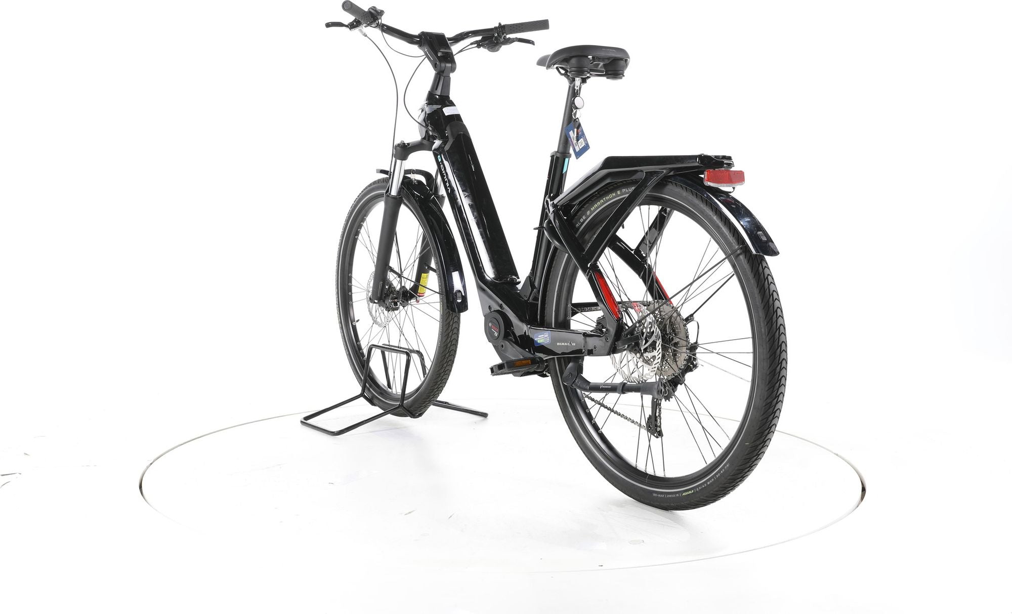Produit reconditionné - Bianchi E Omnia C Trekking E-Bike Entrée basse - Bon Etat