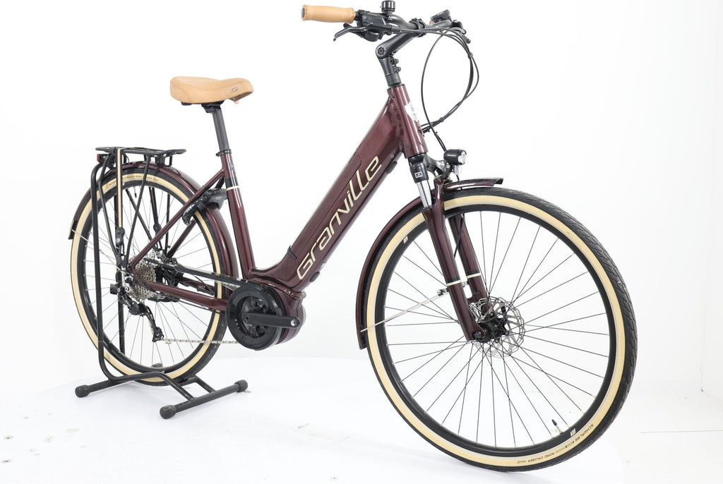 Produit Reconditionné · VTC électrique GRANVILLE E-Integrated 30 2024 · Très bon état