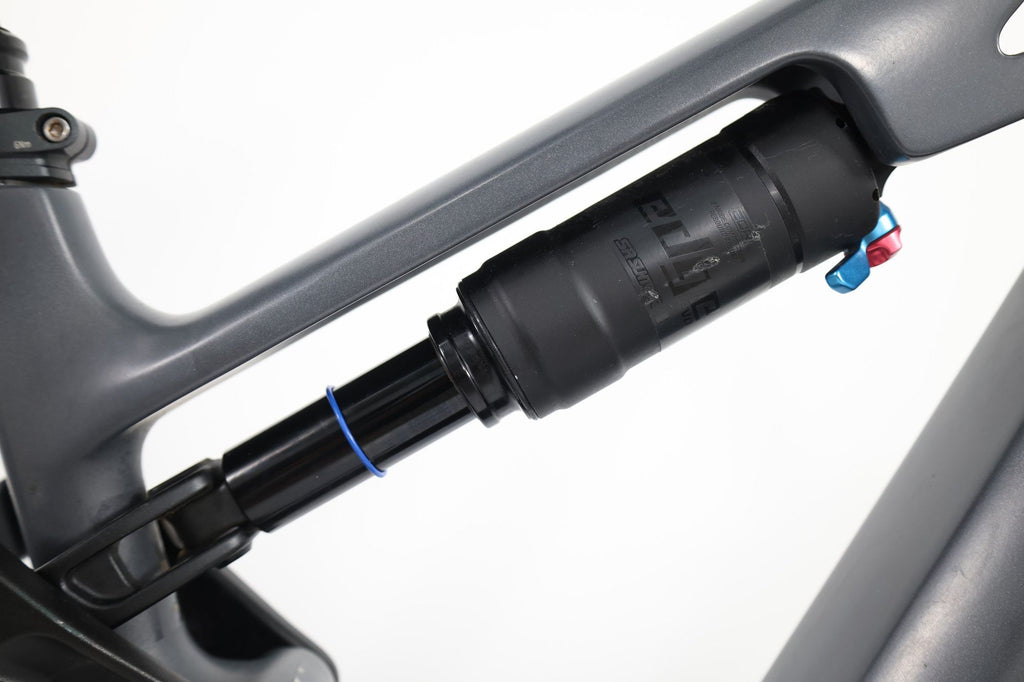 Produit Reconditionné · VTT électrique CUBE Stereo Hybrid ONE77 HPC Race 800Wh 2025 · Bon état