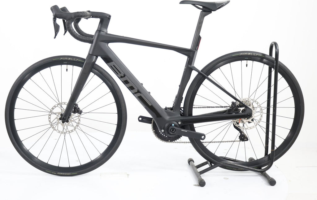 Produit Reconditionné · Vélo de route électrique BMC Roadmachine 01 AMP Three 2024 · Très bon état