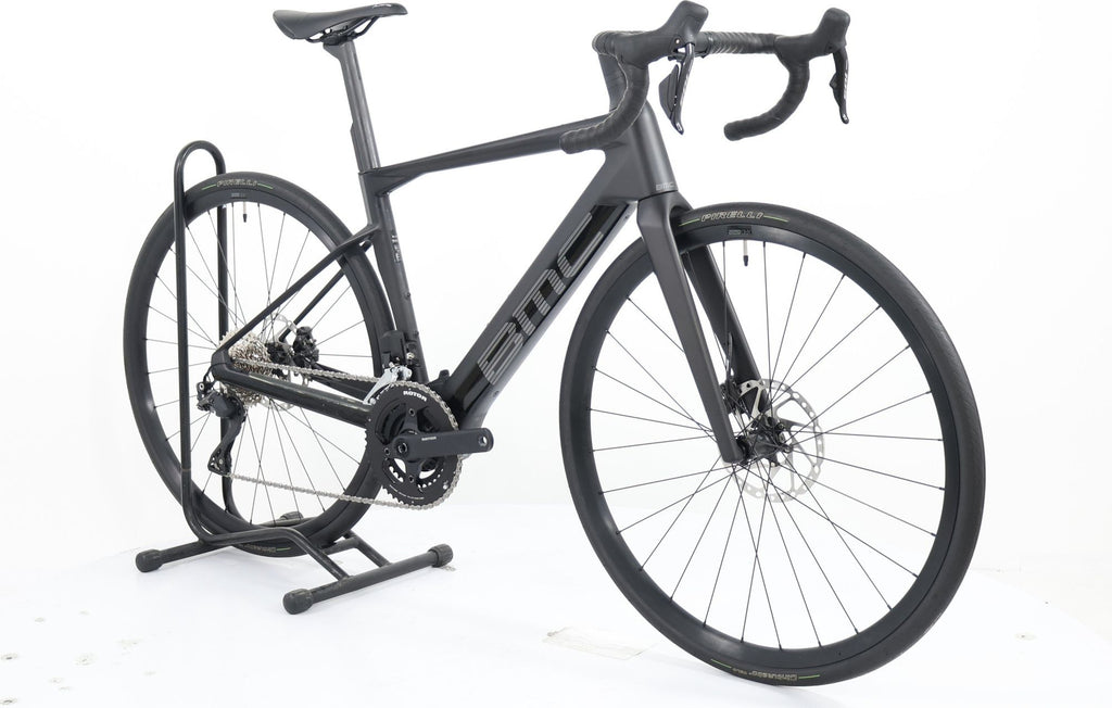 Produit Reconditionné · Vélo de route électrique BMC Roadmachine 01 AMP Three 2024 · Très bon état