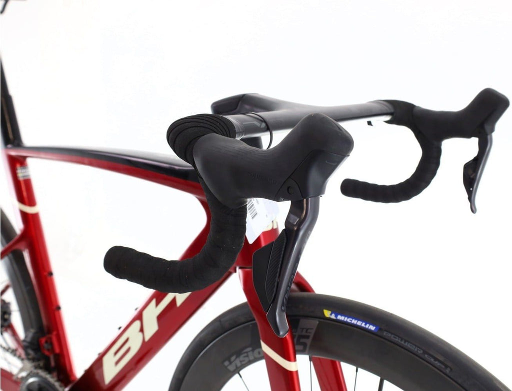 Produit reconditionné · BH Aerolight Di2 12V · Rouge / Vélo de route | Très bon état