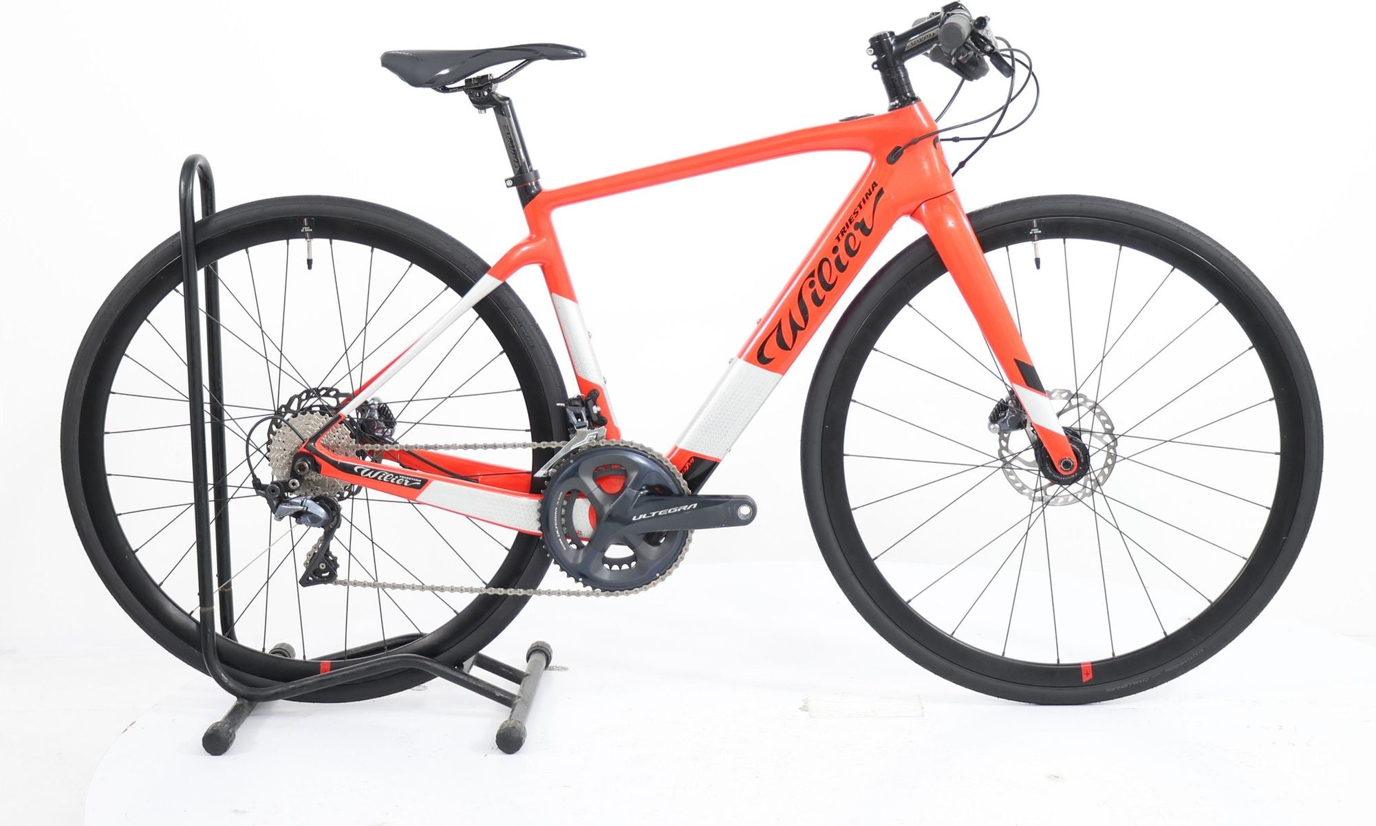 Produit Reconditionné · Vélo de route électrique WILIER TRIESTINA Cento1 Hybrid 2020 · Bon état