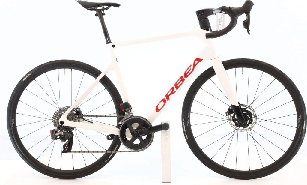 Produit reconditionné · Orbea Orca M31eTeam AXS 12V · Blanc / Vélo de route | Très bon état