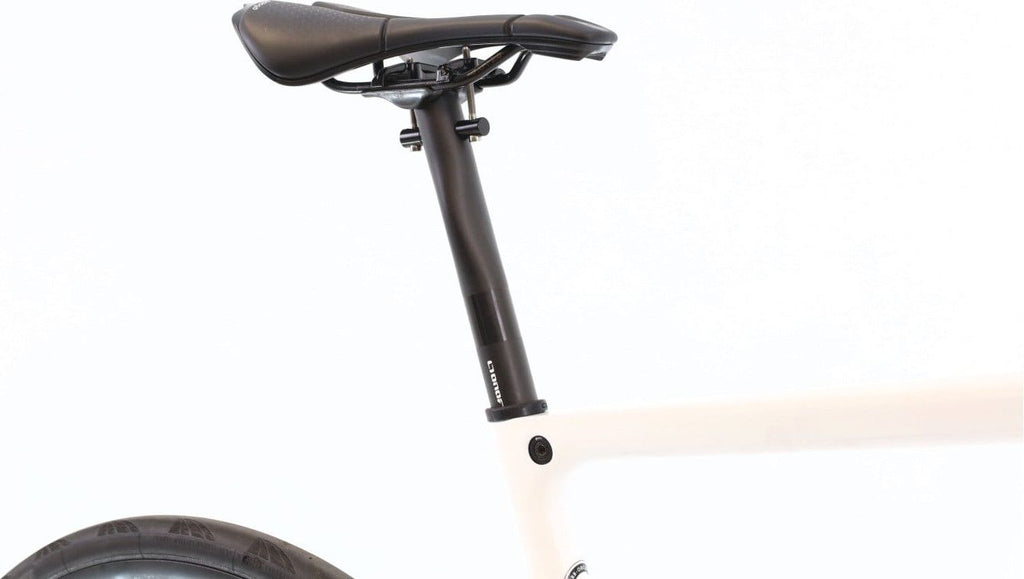 Produit reconditionné · Orbea Orca M31eTeam AXS 12V · Blanc / Vélo de route | Très bon état